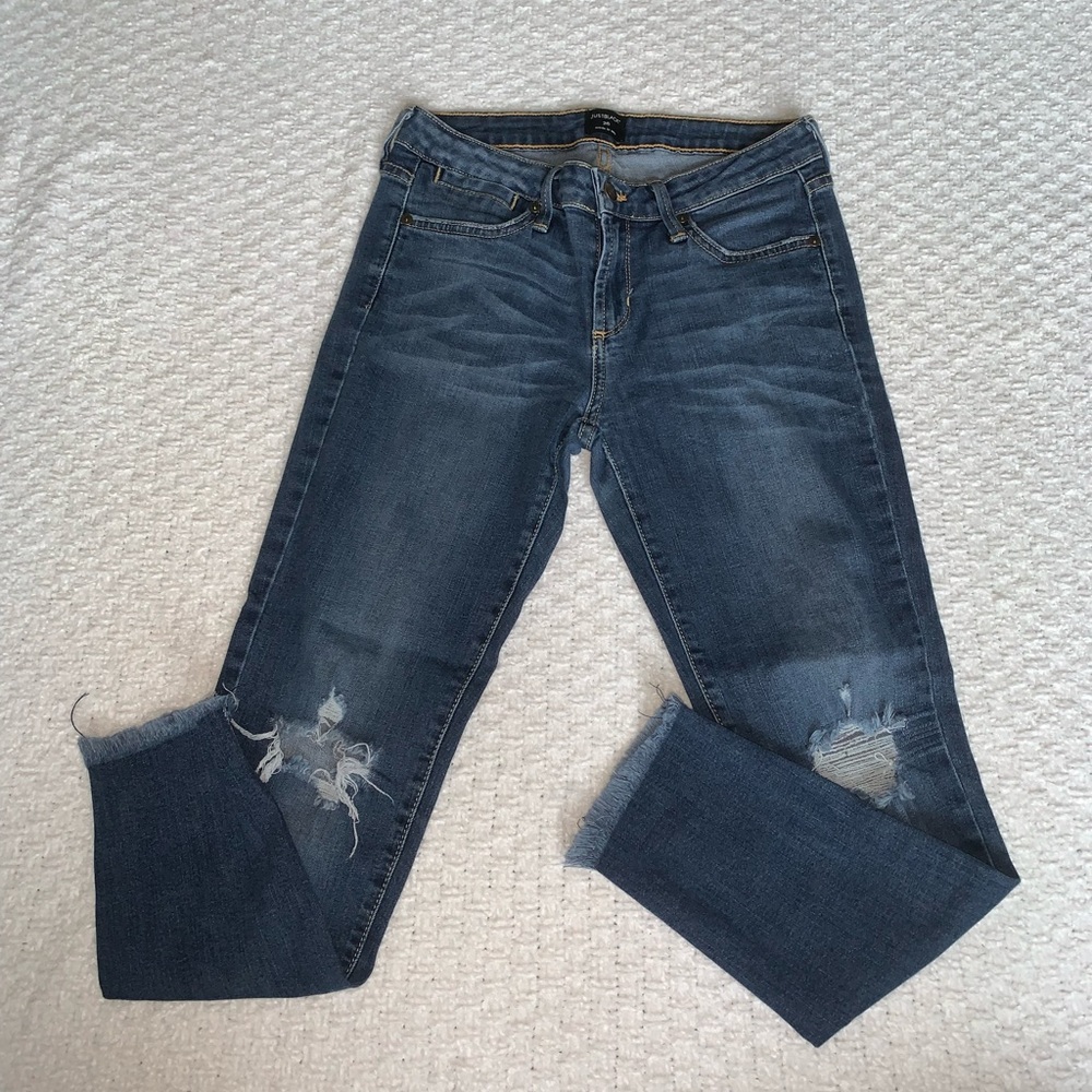 Just Black Distressed Jeans Size 26 Like New